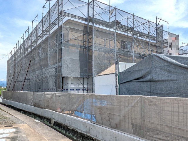 建物外観　建築中