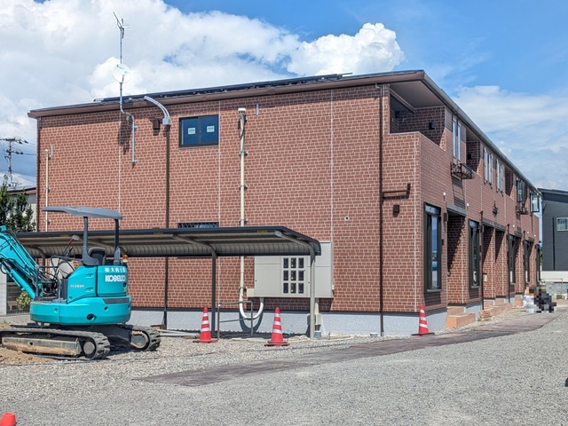 建物外観　建築中
