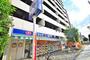 ドラックストア　ドラッグセガミ西田辺店（ドラッグストア）まで833m