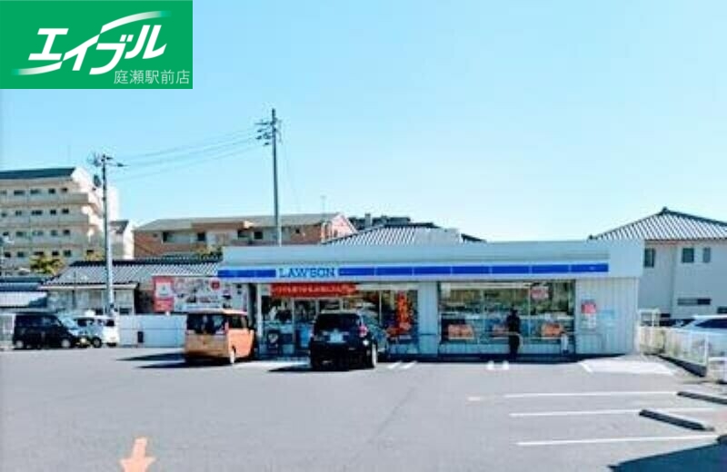 コンビニ　ローソン岡山ドーム前店（コンビニ）まで297m
