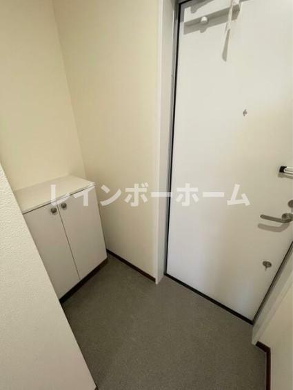 玄関　明るい玄関です