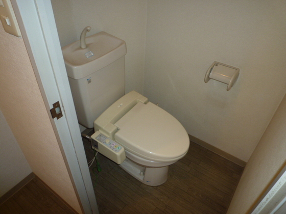 トイレ　※別部屋の写真です