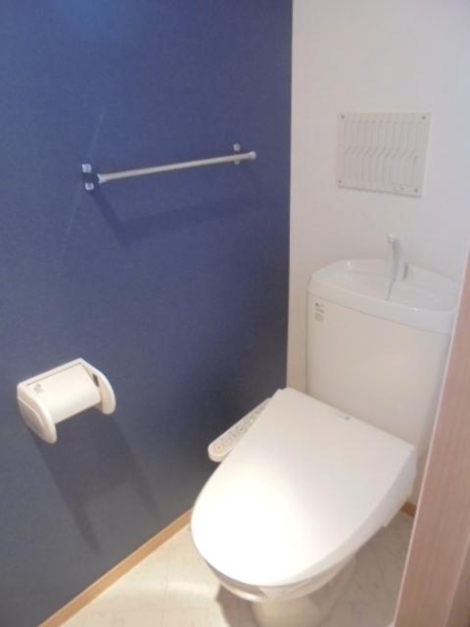 トイレ　※他部屋参考写真