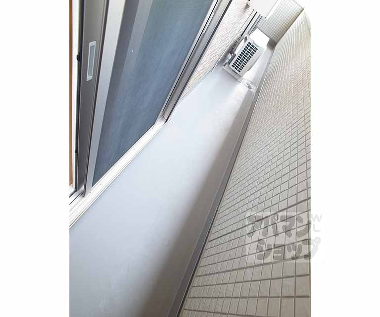 バルコニー　広いベランダですね