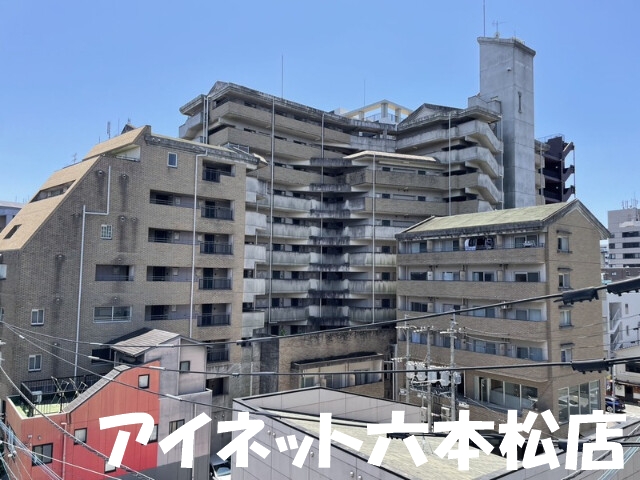 建物外観　六本松駅徒歩1分の好立地物件です！