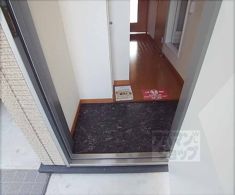 玄関　玄関です。