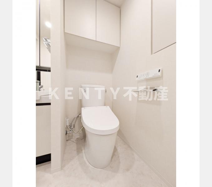 トイレ　落ち着いたトイレです