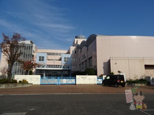 小学校　岡山市立操明小学校（小学校）まで813m