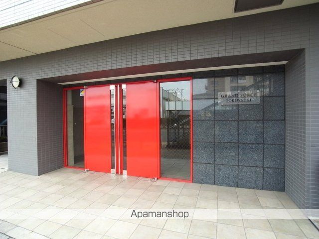 エントランス　エントランス