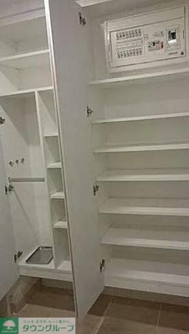 玄関　収納