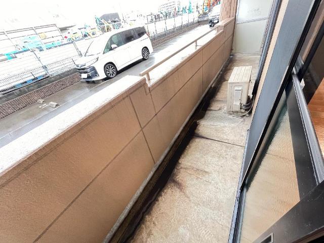 バルコニー　ベランダ