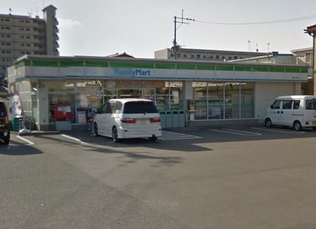 コンビニ　ファミリーマート 博多吉塚7丁目店（コンビニ）まで191m