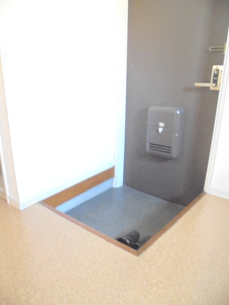 玄関　※別部屋参考写真☆