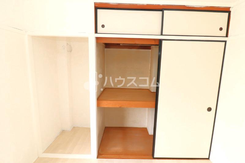 清水マンション第2の内装写真