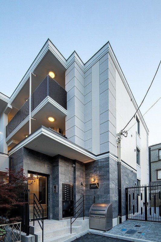 建物外観　エントランス