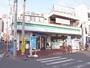 コンビニ　ファミリーマート鶴ケ島駅前店（コンビニ）まで420m
