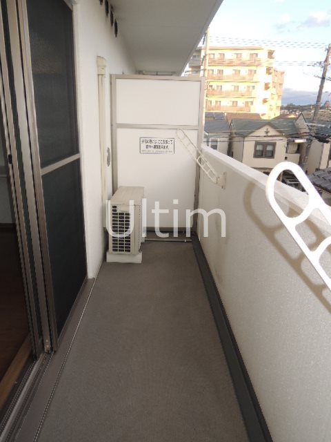 バルコニー　別部屋のお写真です。ご参考までに！