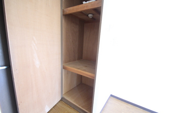 収納　※別の部屋の写真です