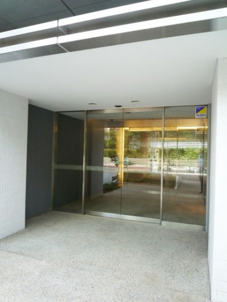 エントランス　★《見学予約受け付け中》設備充実のハイグレード賃貸マンション