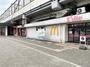飲食店　マクドナルド　前橋駅店（飲食店）まで891m