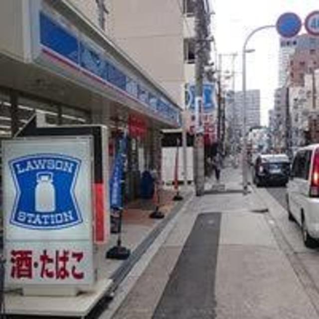 コンビニ　ローソン中崎二丁目店（コンビニ）まで165m