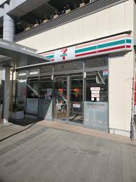 コンビニ　セブンイレブン京急ST蒲田東口駅前広場店（コンビニ）まで243m