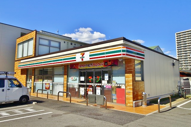コンビニ　★セブンイレブン 大阪山之内1丁目店（コンビニ）まで422m