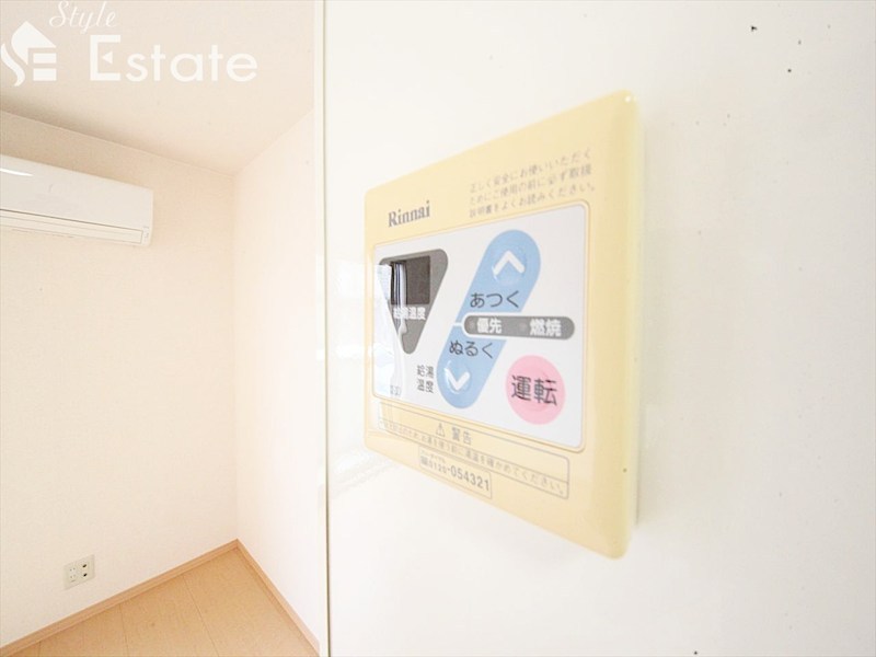 その他設備　給湯器