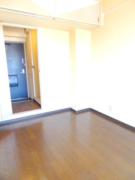 居室・リビング　★お部屋の奥から★