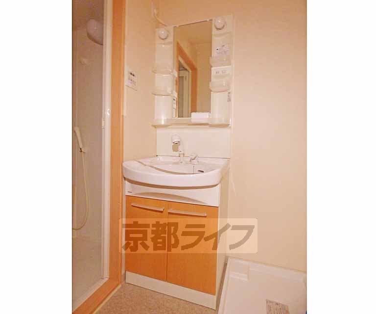洗面設備　洗面台です。