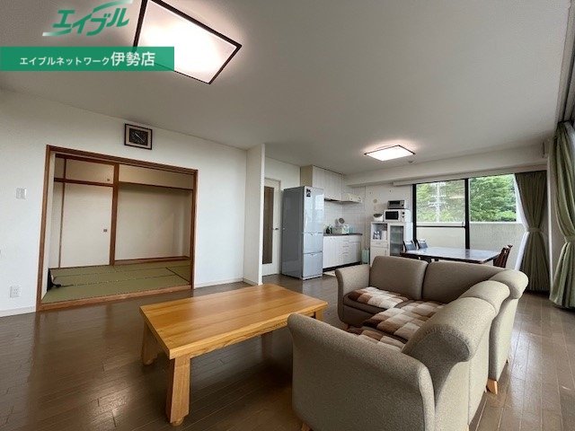 居室・リビング　家具・家電は設備ではありません
