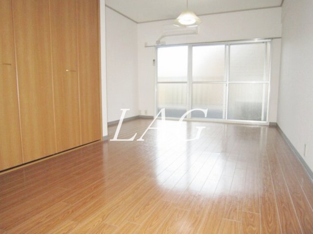 居室・リビング　洋室のお部屋です。