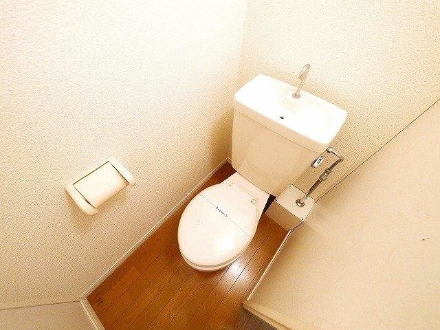 トイレ　ゆったりとした空間のトイレです