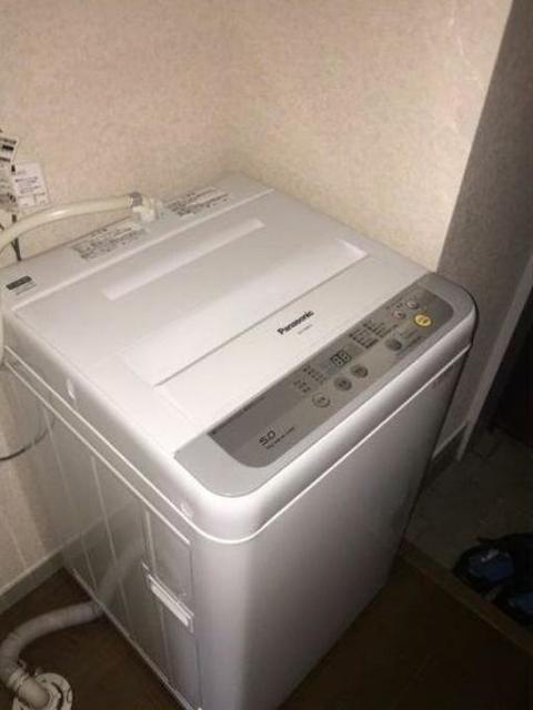 玄関　※洗濯機はありません※
