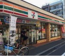 コンビニ　セブンイレブン墨田菊川店（コンビニ）まで183m