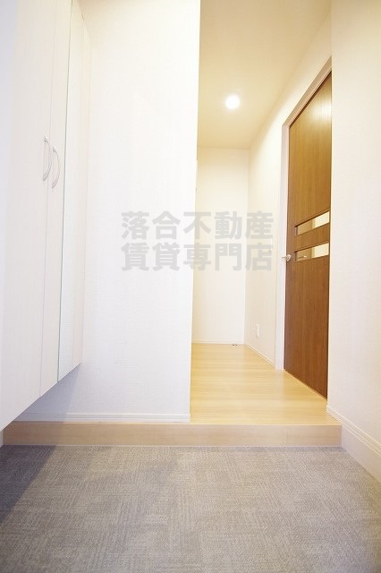 玄関　落ち着いた玄関