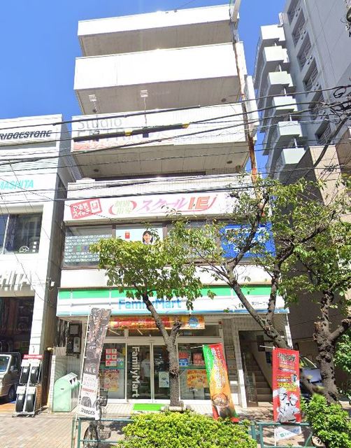 コンビニ　ファミリーマート菊川一丁目店（コンビニ）まで94m