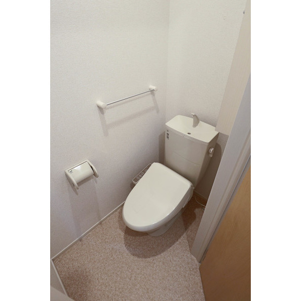 トイレ　同じ建物の別のお部屋