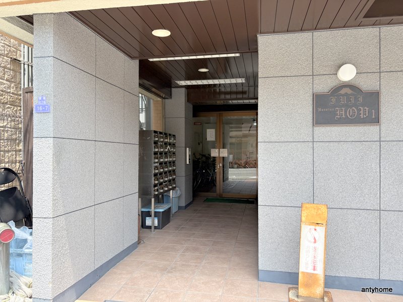 エントランス