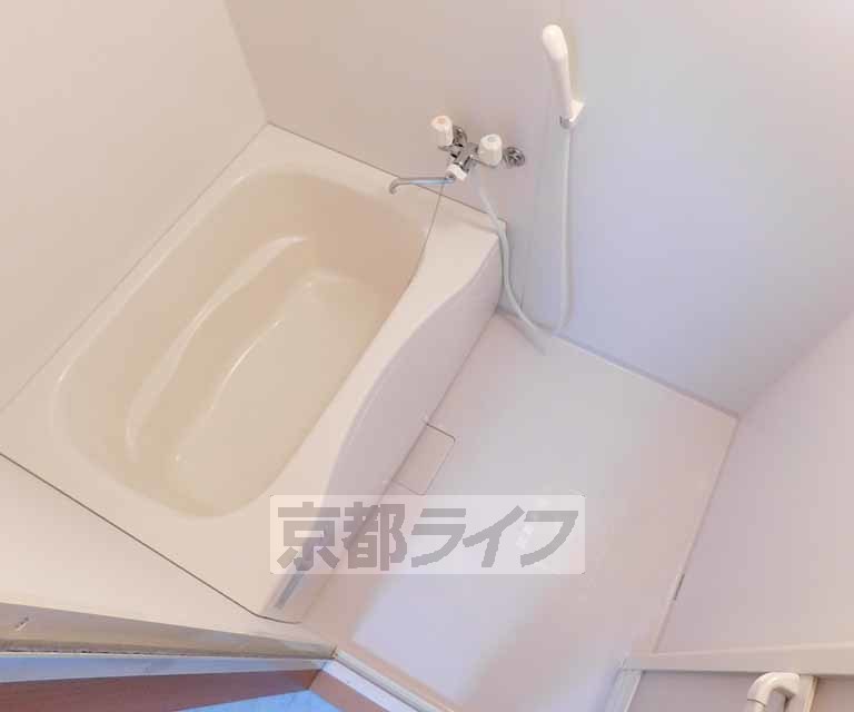 バス・シャワールーム　綺麗なお風呂です
