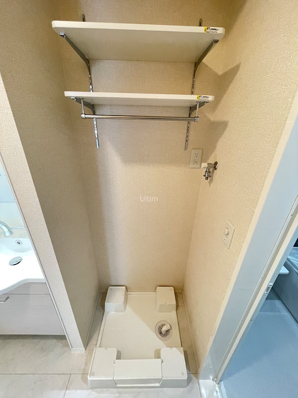 その他　洗濯機置き場