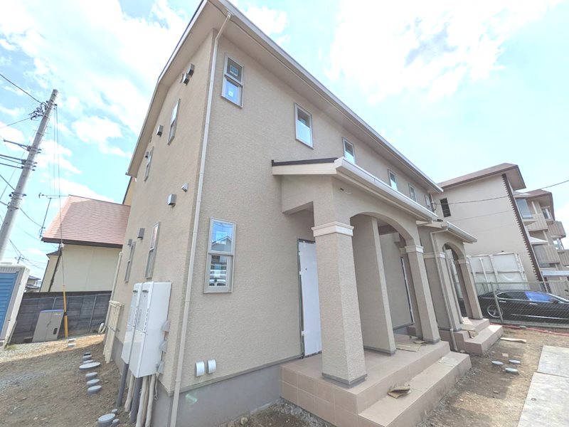 建物外観　建築中