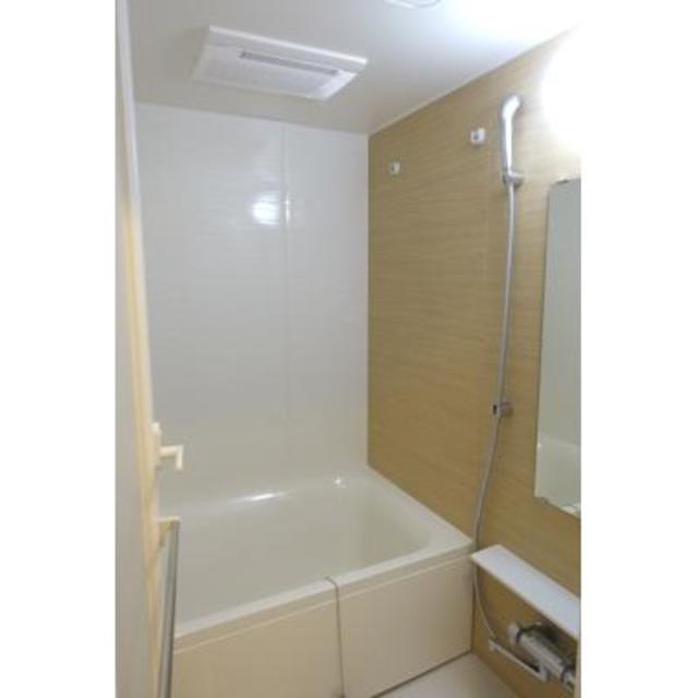 バス・シャワールーム　※写真は同タイプ住戸です。