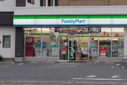 コンビニ　ファミリーマート 日進駅北口店（コンビニ）まで654m