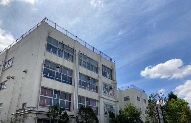 中学校　練馬区立大泉学園中学校（中学校）まで407m