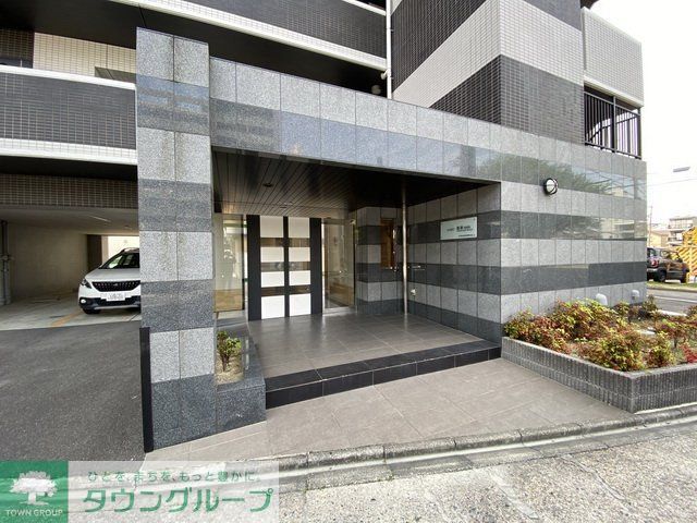 エントランス　エントランス