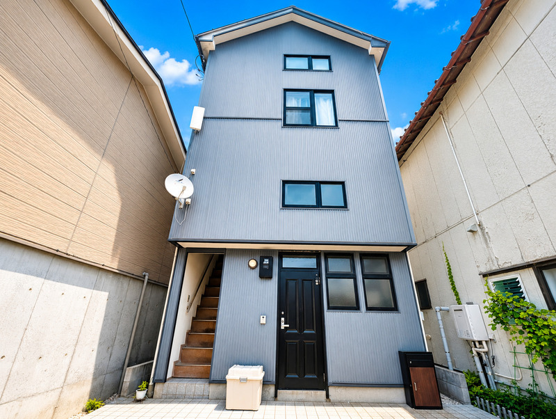 建物外観　全２戸・上下１世帯のみ！戸建て感覚で暮らせる、プライベート性