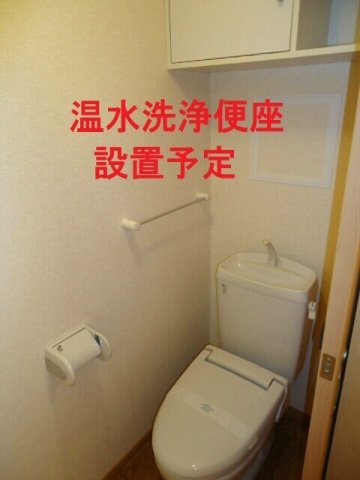トイレ　清潔感のあるトイレです