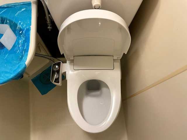 トイレ　別部屋参考写真