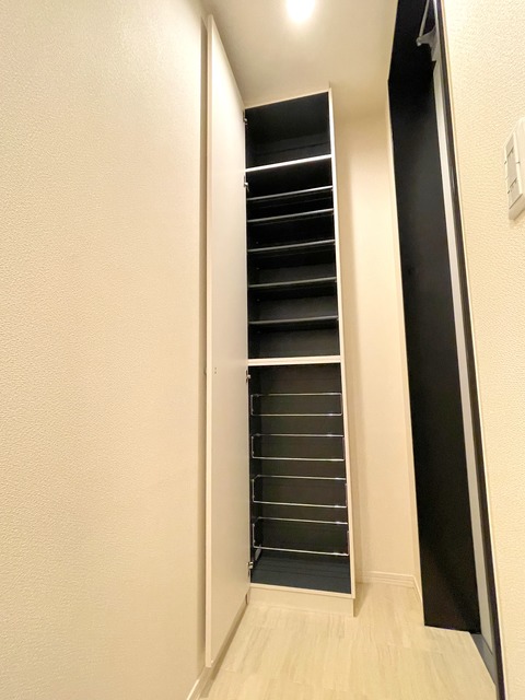 玄関　★トールタイプのシューズＢＯＸ★